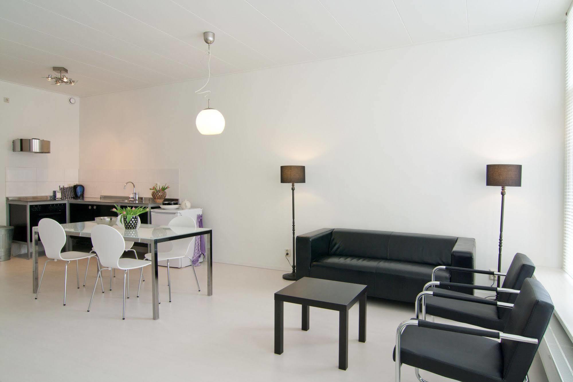 Familie Hotel & Apartments Αλκμάαρ Εξωτερικό φωτογραφία
